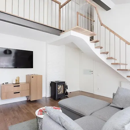 Apartment 3 Bedroom 24h Self Check In, Free Parking, Ac, Fireplace